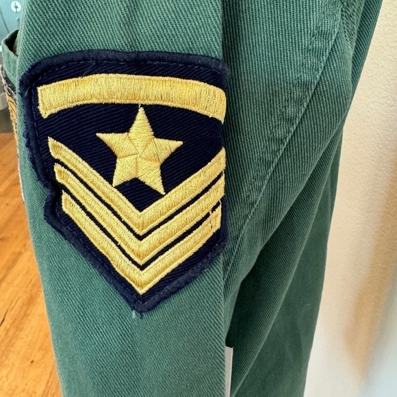 FOREVER 21 BUTTON DOWN SHIRT. SMALL. - Picture 3 of 4